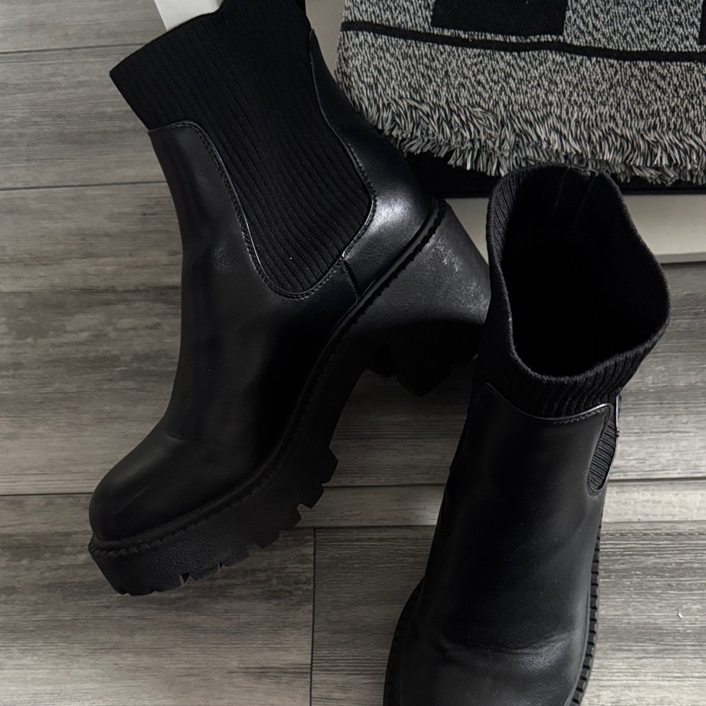 Madden Girl Black Chunky Heel Ankle Boots
